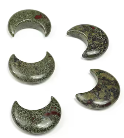 30mm Crystal moon carvings