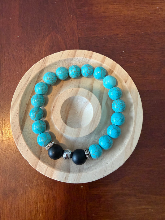 10MM Dyed blue Howlite and Onyx