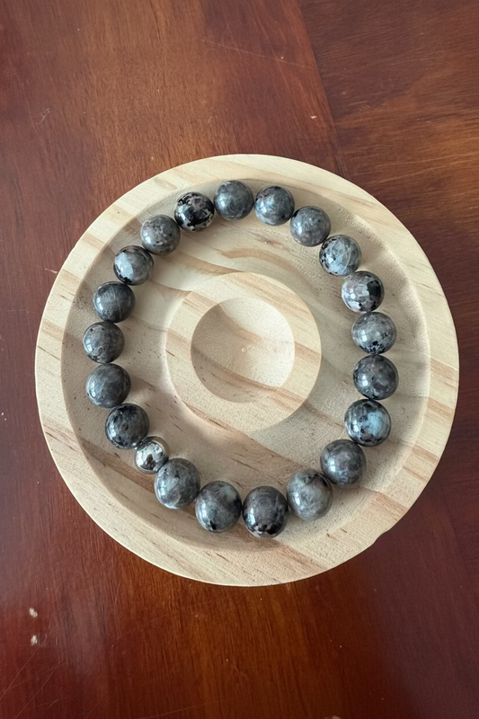 10MM Fluorescent Sodalte Gemstone Bracelet