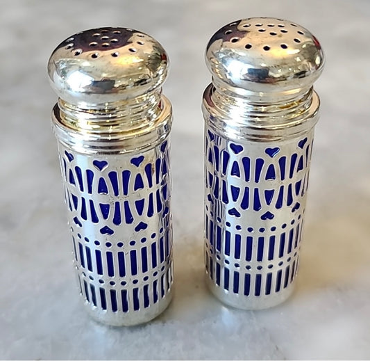 Vintage salt and pepper shakers