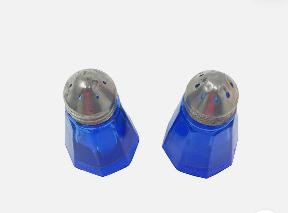 Vintage salt and pepper shakers