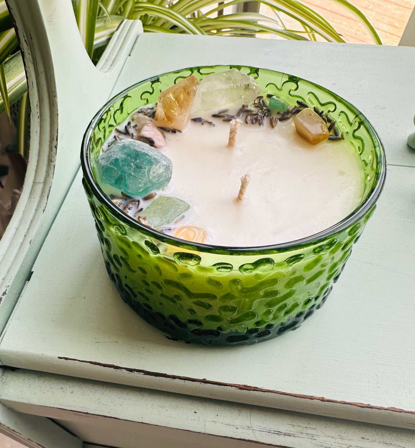 Jesperi sugar bowl gemstone candle